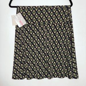 LuLaRoe Azure Skirt NWT Small
2nd Pic Size Chart
